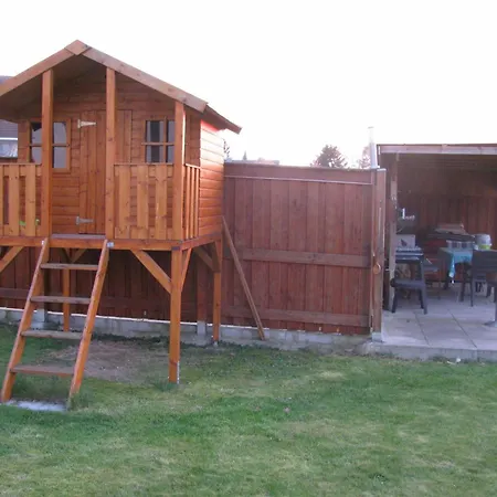 In Mit Terrasse Und Garten By Interhome Apartamento *